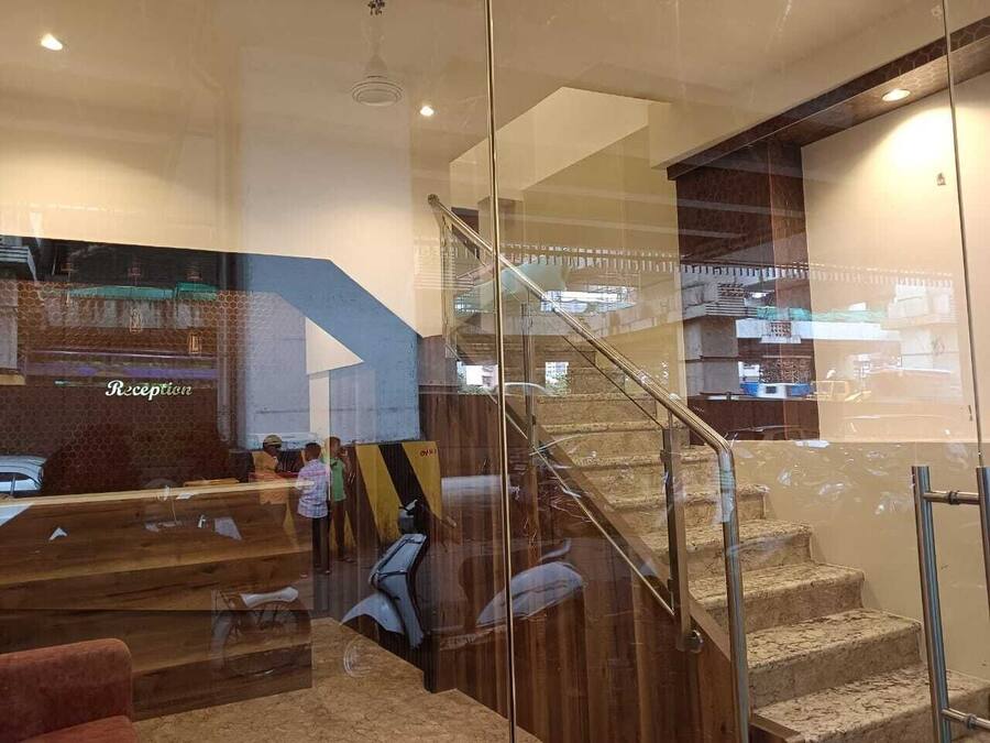 Deluxe Double Room, City View | Living area | Printers