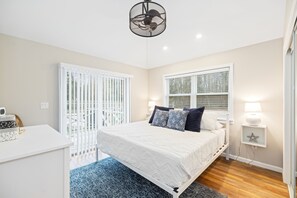 3 slaapkamers, een strijkplank/strijkijzer, gratis wifi, beddengoed