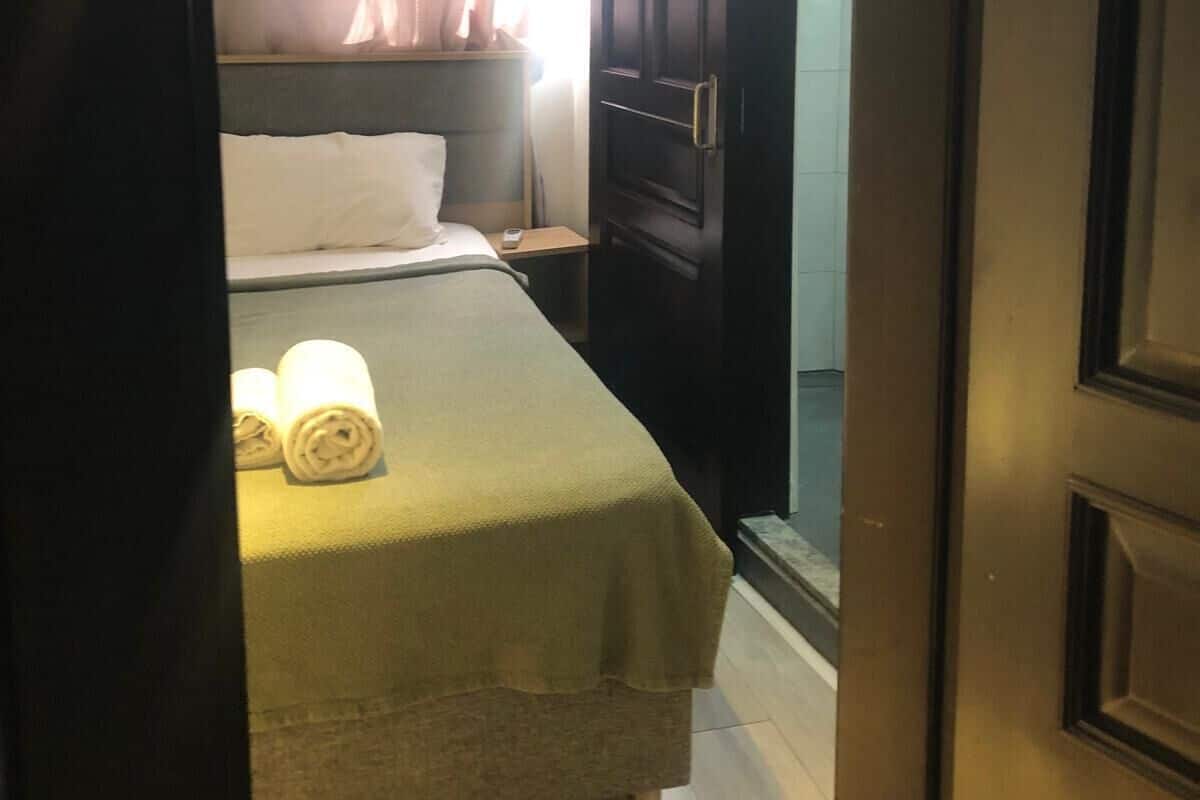 Economy Room | Laptop workspace, free WiFi