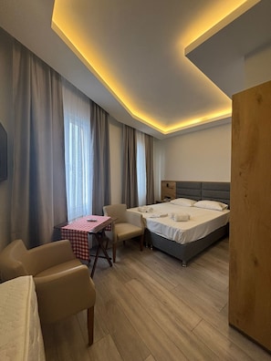 1 bedroom, laptop workspace, free WiFi