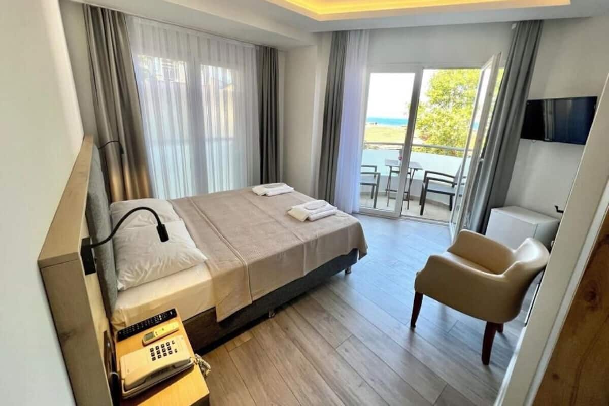 Deluxe Double Room, Balcony, Sea View | Laptop workspace, free WiFi