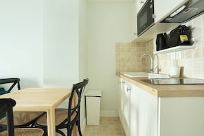 Private kitchen - Apartment Center of Paris (Paris)