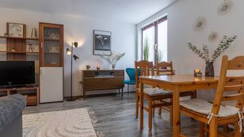 Apartment | Living room | DVD player