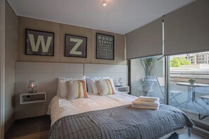 2 bedrooms, iron/ironing board, WiFi, bed sheets - Live the Authentic Vibe of Barrio Italia (Ñuñoa)