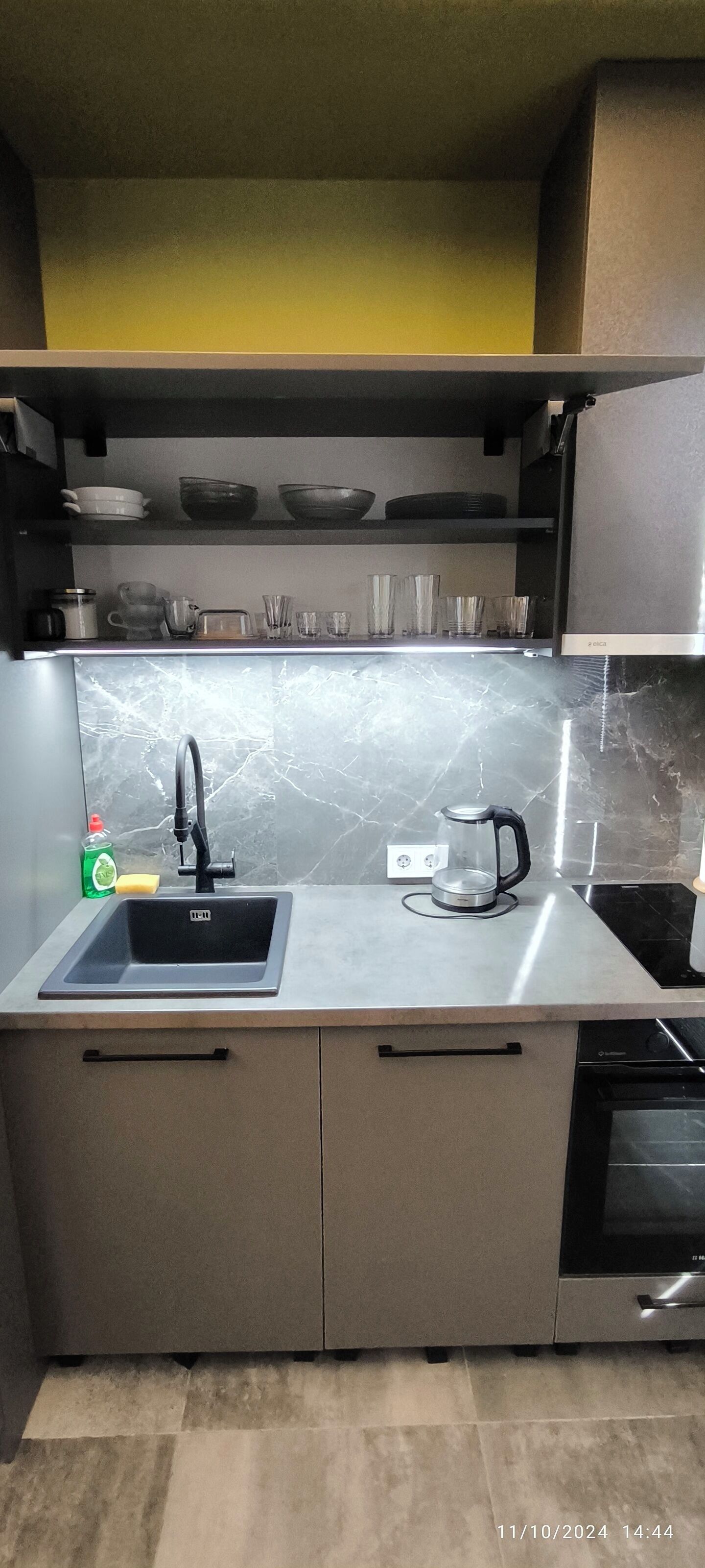 Køleskab, ovn, kogeplade, opvaskemaskine