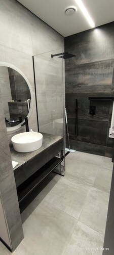 Cozy apartment in Nor Nork: Balcony, AC, WiFi