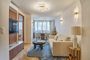 Apartment | Living area