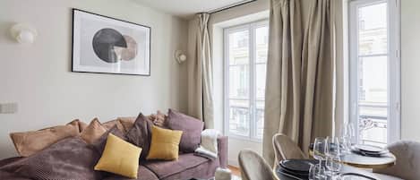 Apartment | Living area