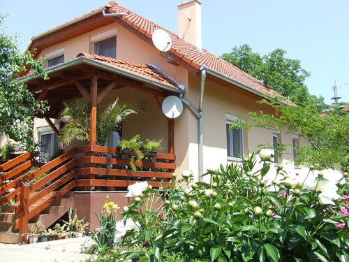 Well-kept apartment in Fonyod for 4-5 people within walking distance of the lake - new air conditioning