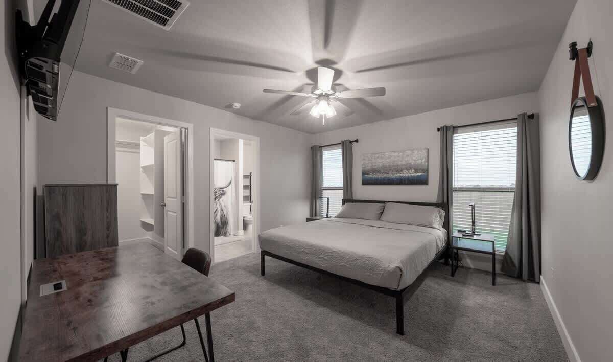 3 bedrooms, iron/ironing board, WiFi