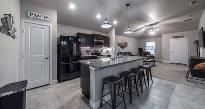 The Wander Inn - 3BR/2BA - New Construction