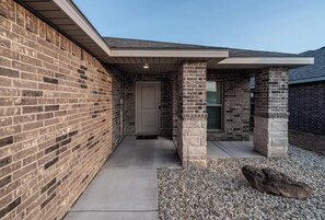 Exterior - The Wander Inn - 3BR/2BA - New Construction (Lubbock)