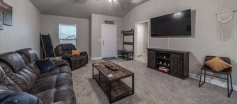 The Wander Inn - 3BR/2BA - New Construction