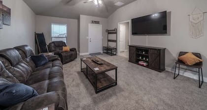 The Wander Inn - 3BR/2BA - New Construction