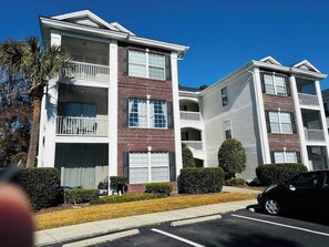 Exterior - River Oaks, Gorgeous 1BR condo (Myrtle Beach)