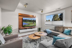 Smart-TV, fotballspill og bøker