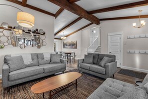 Smart-TV, fotballspill og bøker