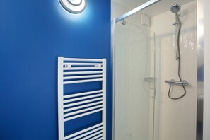 Apartment | Badezimmer