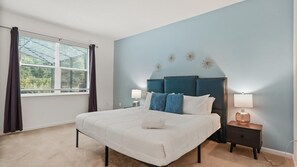 6 soveværelser, skrivebord, strygejern/strygebræt, weekendseng