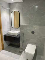 Artículos de tocador gratuitos, toallas, jabón, shampoo