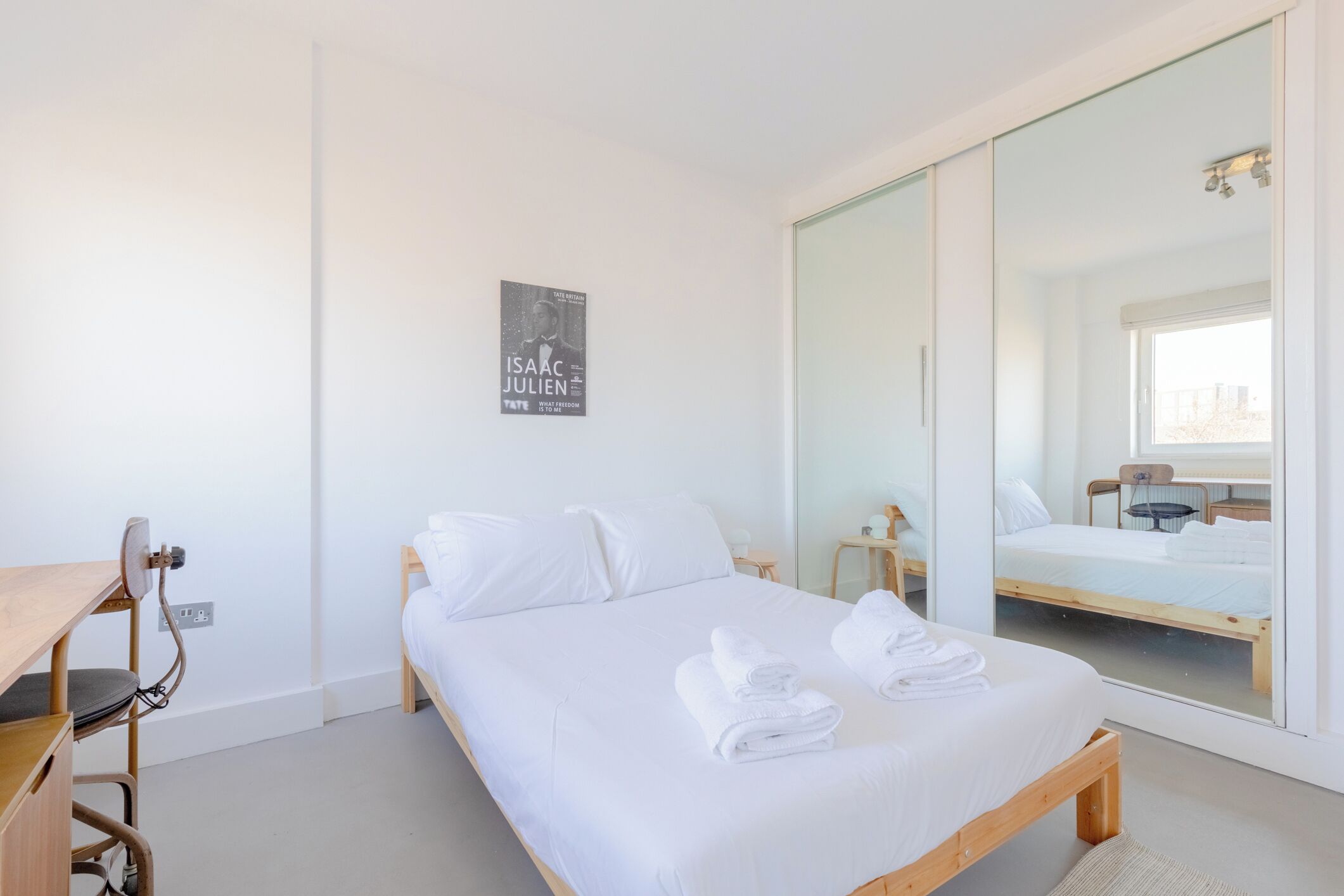 1 bedroom, desk, iron/ironing board, WiFi