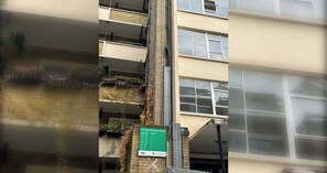 Exterior detail - Fantastically Located 4BD Flat, Clerkenwell (Greater London)