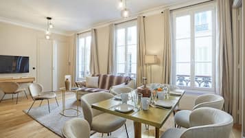 Apartment | Living area