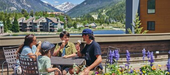 Beautiful Renovated 3br In Keystone 3 Bedroom Condo