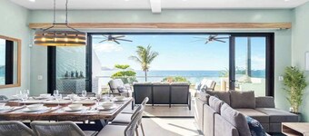 Daily Breakfast Included & Infinity Pool Paradise