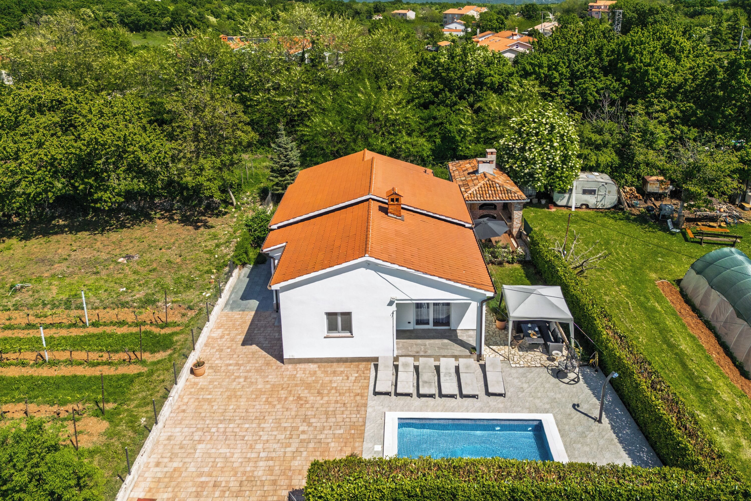 Family House, Multiple Bedrooms (Pool House Kristina) | Exterior