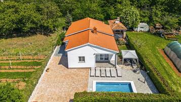 Family House, Multiple Bedrooms (Pool House Kristina) | Exterior
