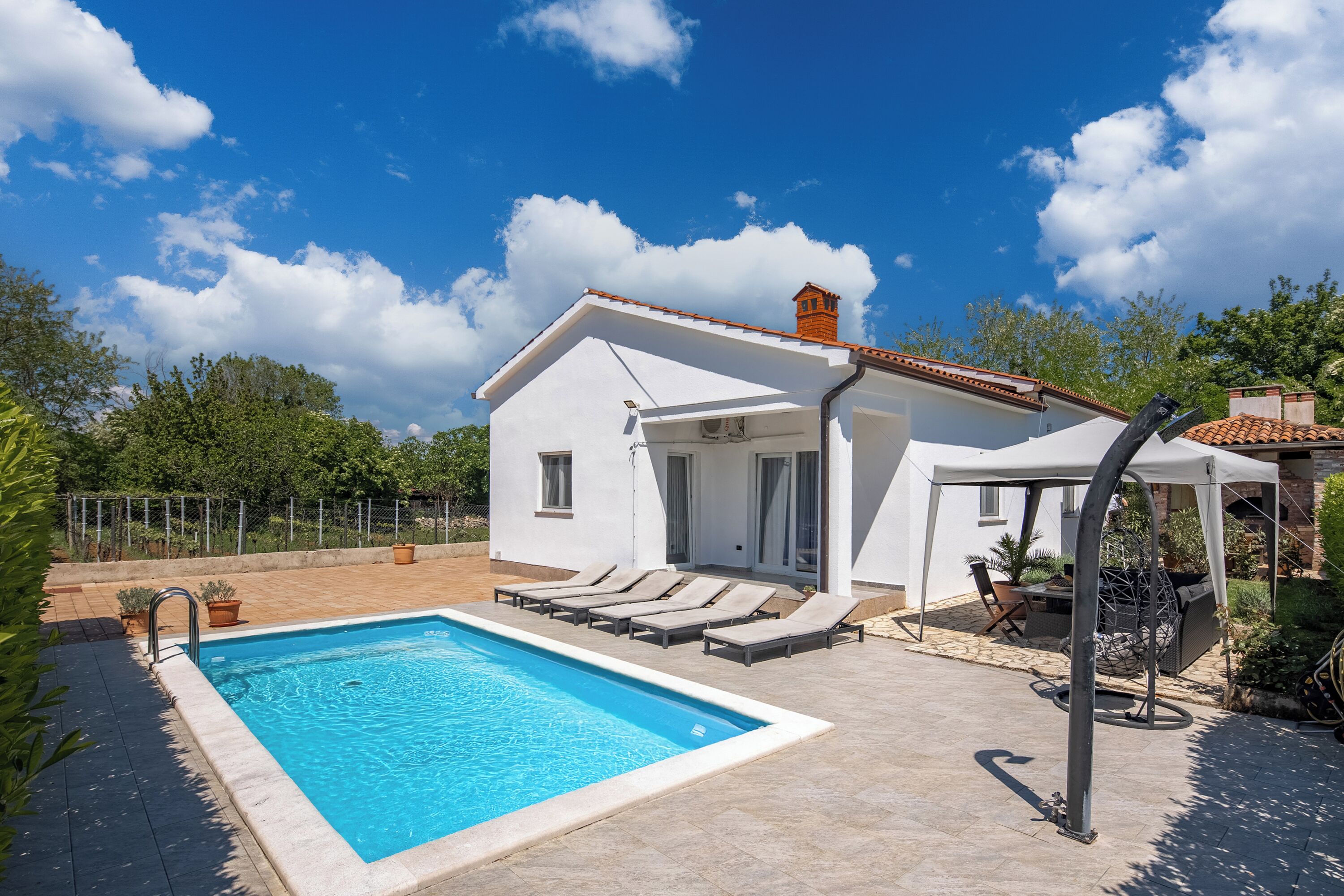 Seasonal outdoor pool