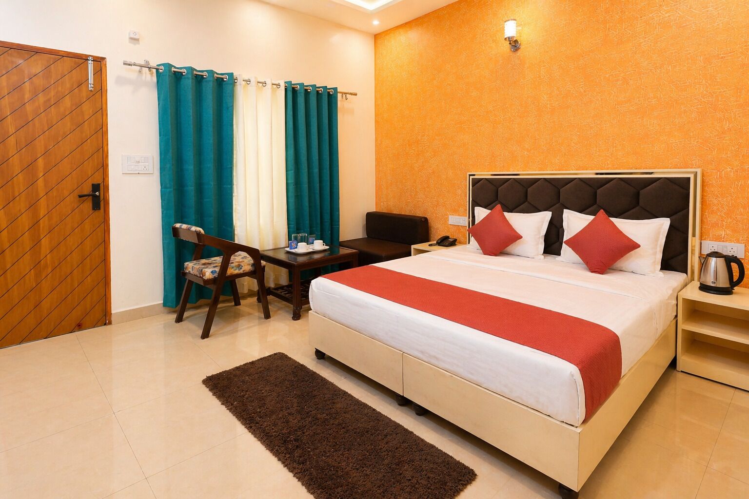 Deluxe Room, Mountain View | In-room safe, free WiFi, bed sheets