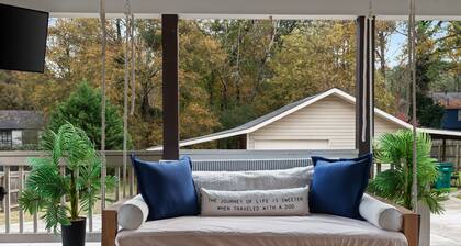 Beautiful 3 bedroom ranch home in awesome Smyrna with WiFi. Enjoy your stay.