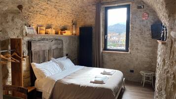 Suite, Flussblick | 1 Schlafzimmer, Verdunkelungsvorhänge, kostenloses WLAN