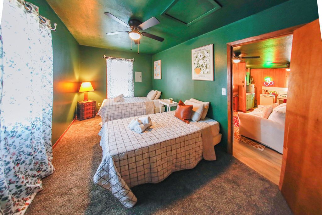 3 bedrooms, free WiFi, bed sheets