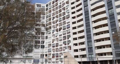 loue a la semaine appartement a 50 m de la plage a empuriabrava espagne