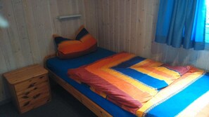 House | 3 bedrooms, individually furnished