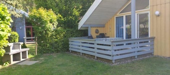 Freistehendes Ferienhaus mit Tollem Grundstueck