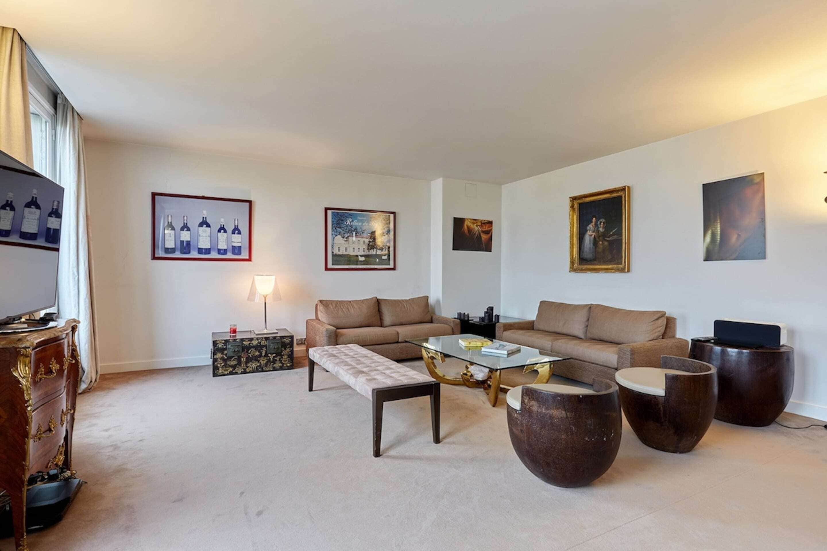 Apartment | Living area