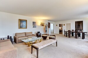 Apartment | Living area