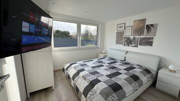 1 bedroom, iron/ironing board, WiFi, bed sheets