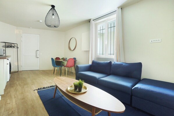 Apartment | Living area