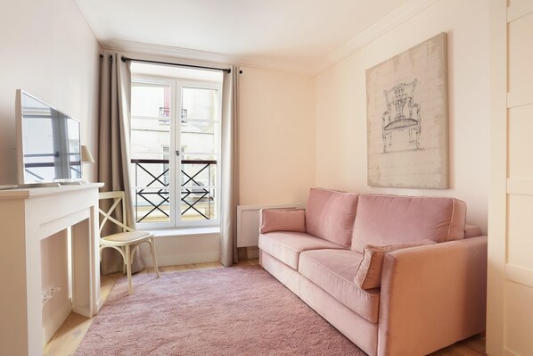 Apartment | Living area - Charming Apartment Center of Paris (Paris)