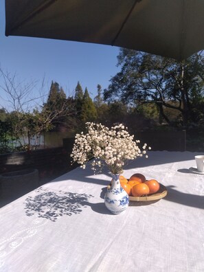 包每日當地菜式早餐