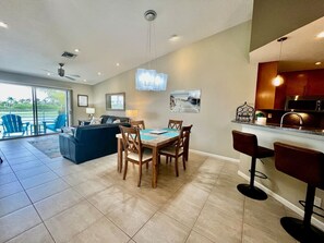 TV - Escape! Resort Style Condo w/Pool Near Beach (St. Petersburg)