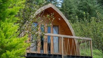 Cottage, balcon, vue vallée | 1 chambre, couette en duvet d'oie, matelas mémoire de forme