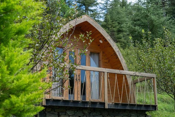 基本平房, 陽台, 山谷景觀 | 1 間臥室、羽絨被、記憶床墊、熨斗/熨衣板