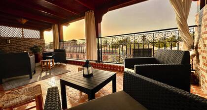 Authentic Riad Dar Adam / Splendid Rooftop & Pool