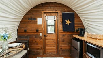 Microwave, coffee/tea maker